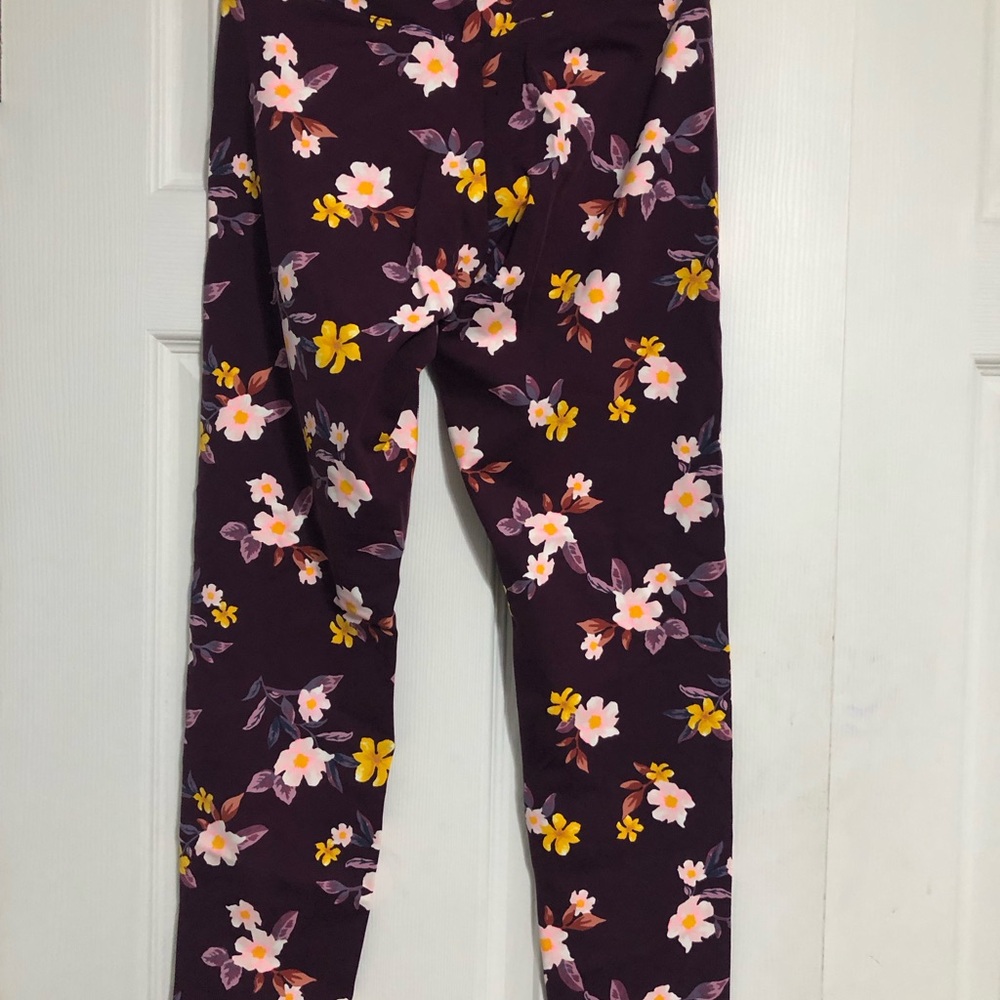PINK Victoria’s Secret  floral leggings women’s size medium‎ - Picture 6 of 8